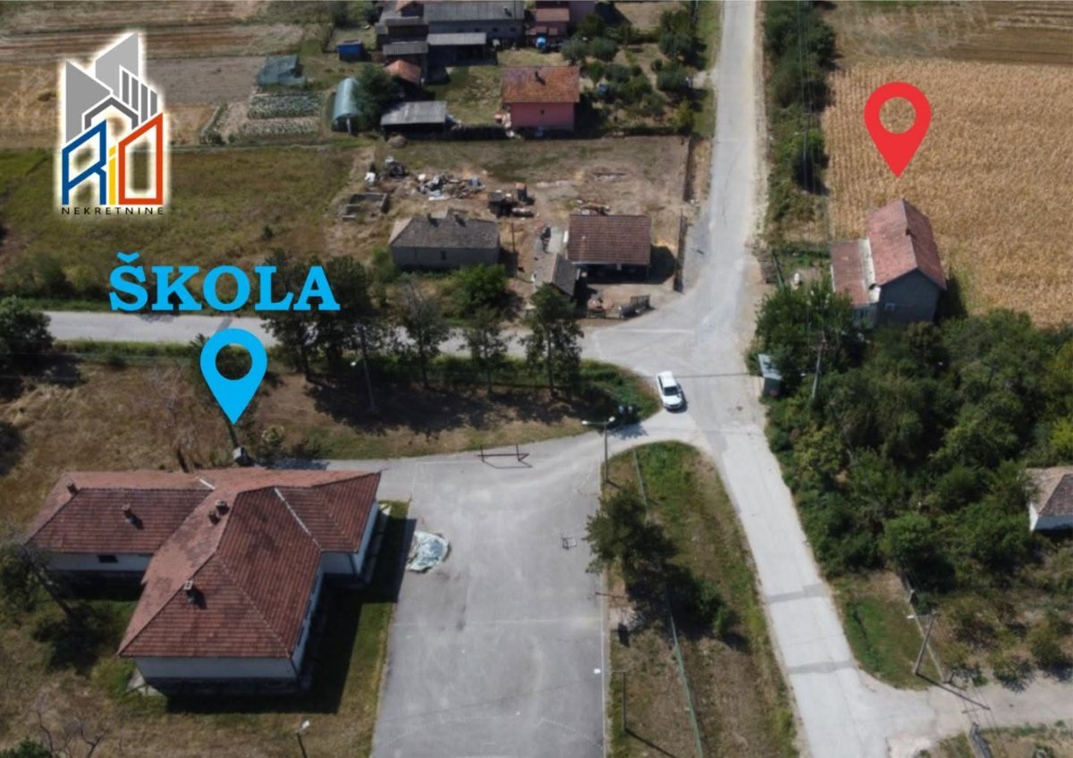 NA PRODAJU!  Useljiva kuća u Jabučju kod Lajkovca