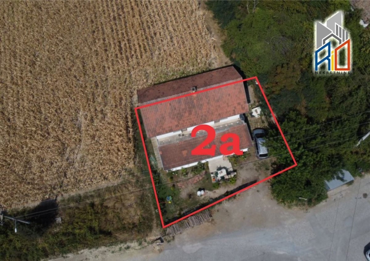 NA PRODAJU!  Useljiva kuća u Jabučju kod Lajkovca