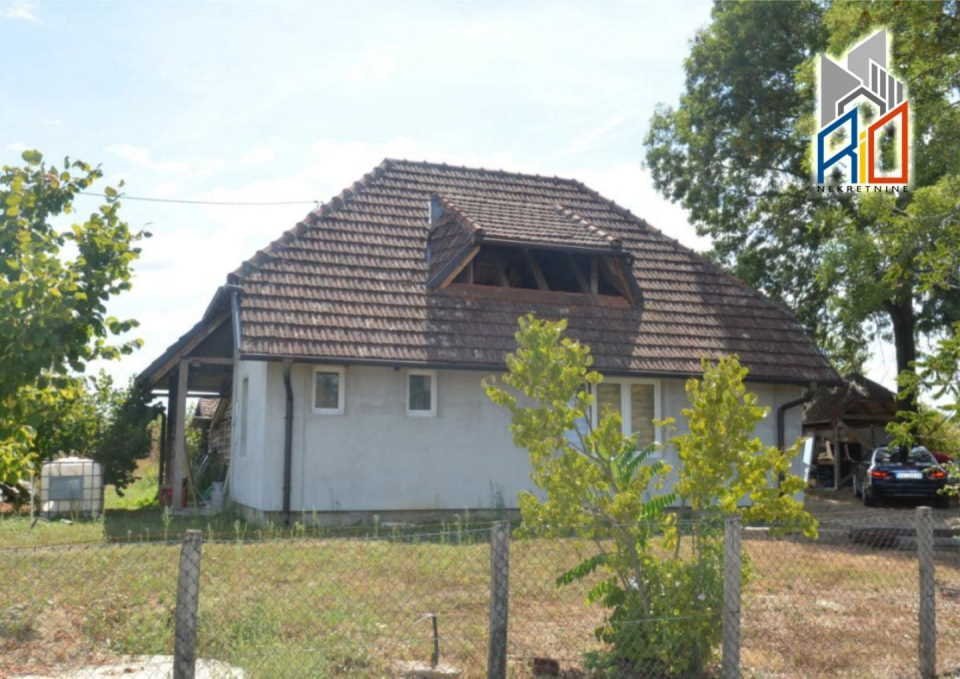 NA PRODAJU! Useljiva kuća u Djurdjevcu kod Mionice!