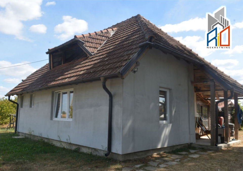 NA PRODAJU! Useljiva kuća u Djurdjevcu kod Mionice!