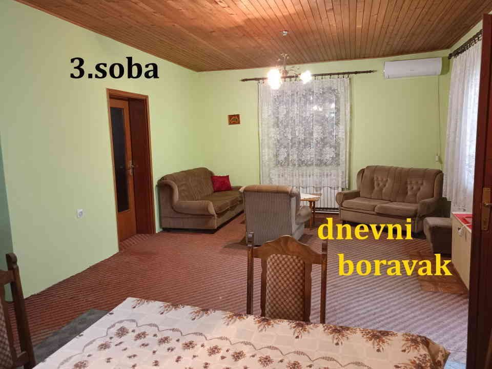 Prodaje se kuća salaš u Hajdukovu na parceli od 3,5 jutra zemlje