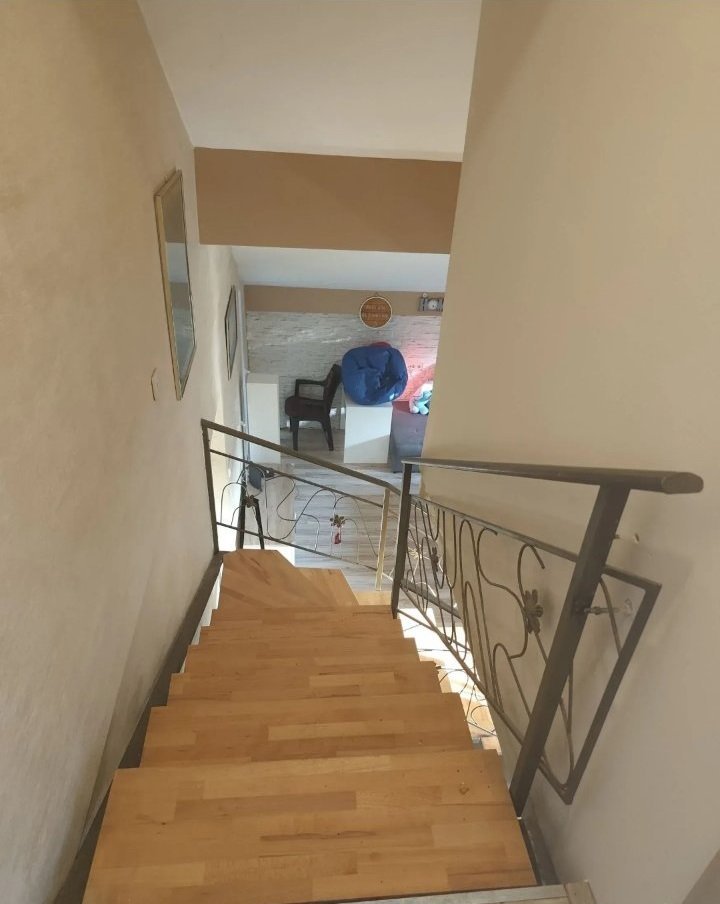 Prodajem stan u Borči