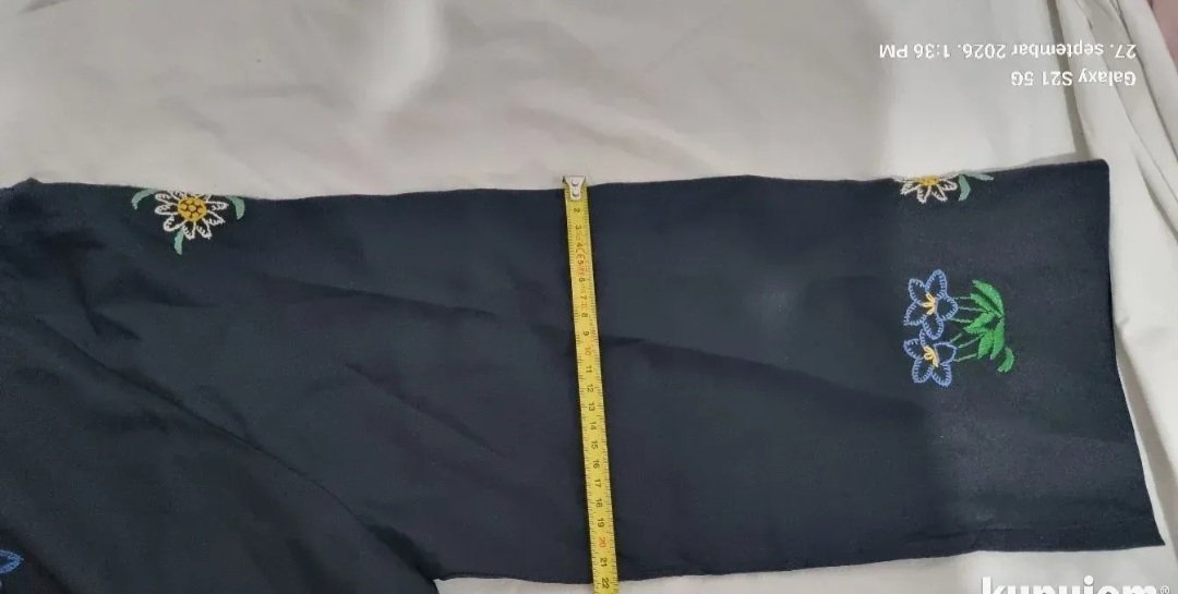 Crna etno bluza sa vezom i vezenim cvetovima 50/52 (3XL/4XL)