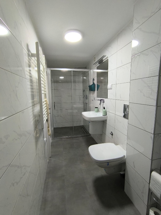 Zlatibor – Moderna kuća sa dodatnom stambenom jedinicom, Zova (plac 600 m²)