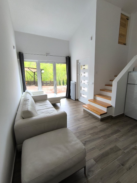Zlatibor – Moderna kuća sa dodatnom stambenom jedinicom, Zova (plac 600 m²)