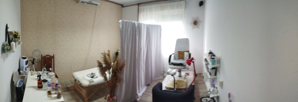 Poslovno-stambena zgrada u Staroj Pazovi