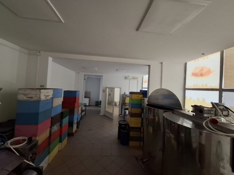 Lokal na prodaju /izdavanje