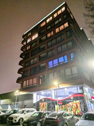 Parking mesto u novoj zgradi kod Susa-Novi Sad