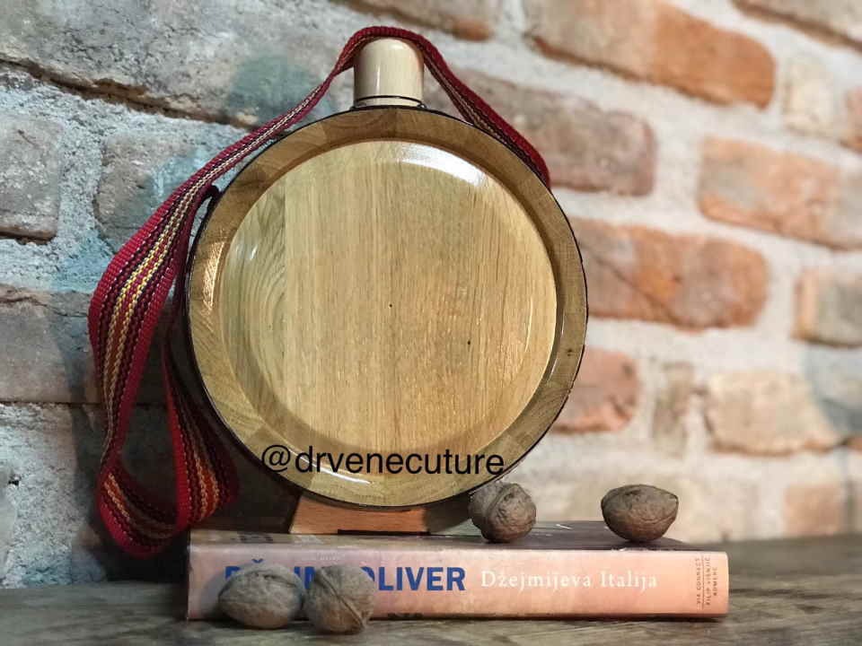 Izrada hrastovih drvenih ČUTURA sa gravurom 