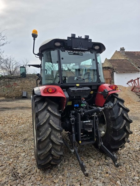 Traktor Armatrac 2023