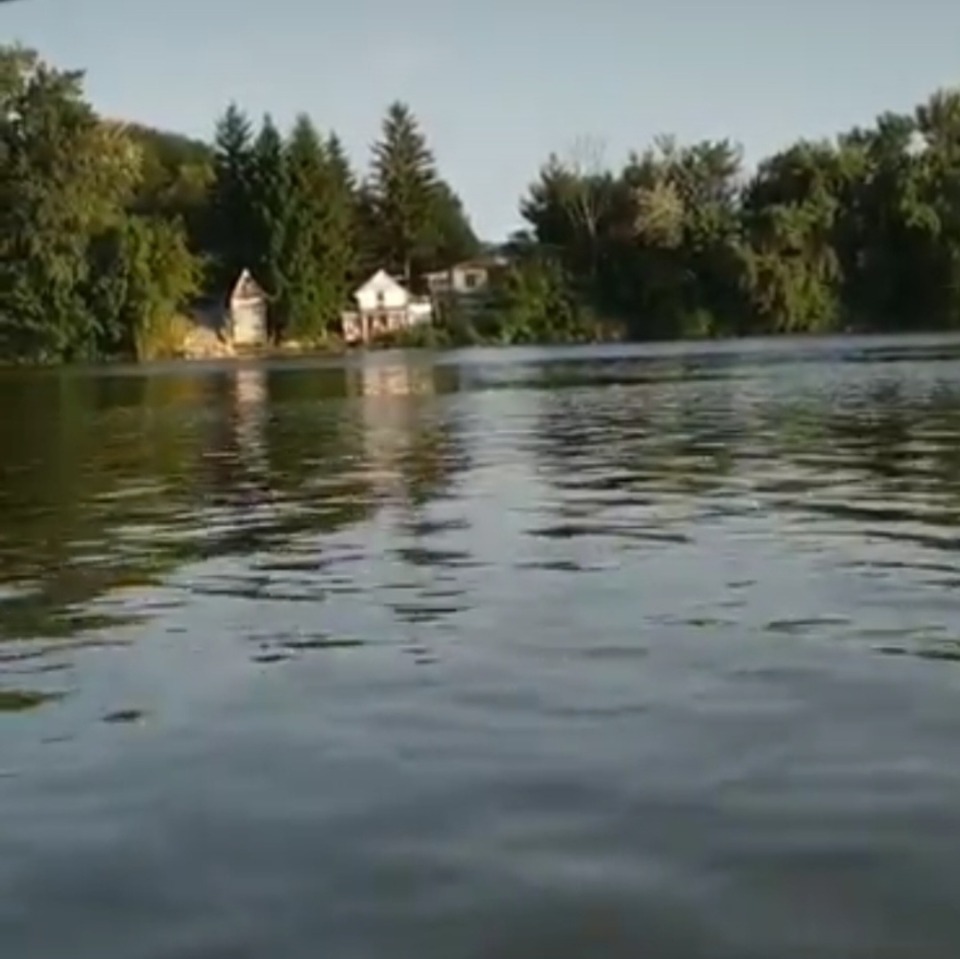 Izdaje se apartman-vikendica Ivanka,Srebrno jezero