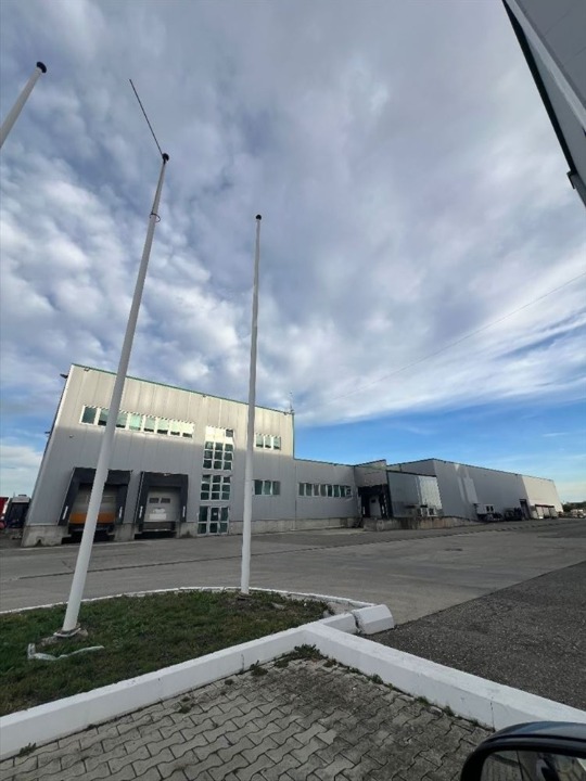 Hlađeni skladišni prostor +4C i suvo skladište