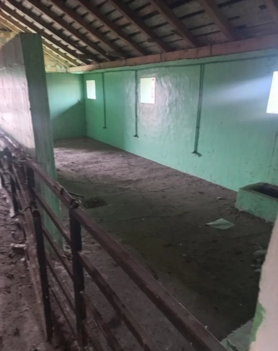 Prodaje se objekat-bivsa klanica u Barandi-Opovo