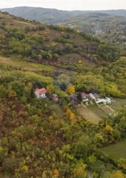 Prodaje se plac u najelitnijem delu Rakovca-Beočin