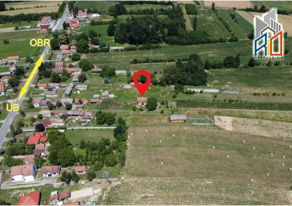 Na prodaju kuća u Crvenoj Jabuci kod Uba  